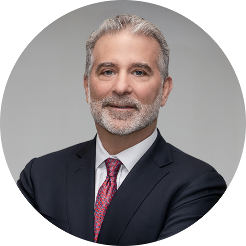 Headshot of Chris Seeger