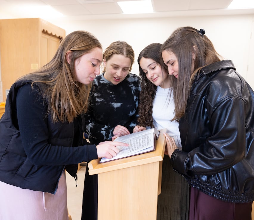 Torah-Life-on-Campus